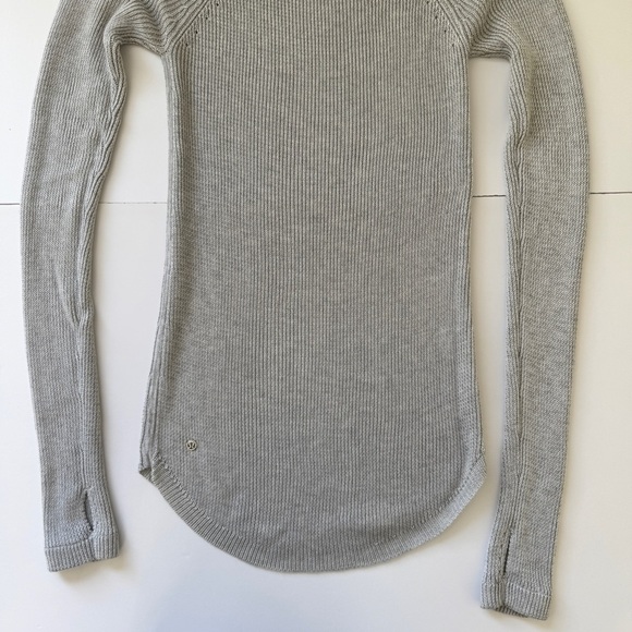 Lululemon Cabin Yogi Long Sleeve Heathered Medium Gray Sweater Shirt Top Sz 2 - Picture 12 of 14